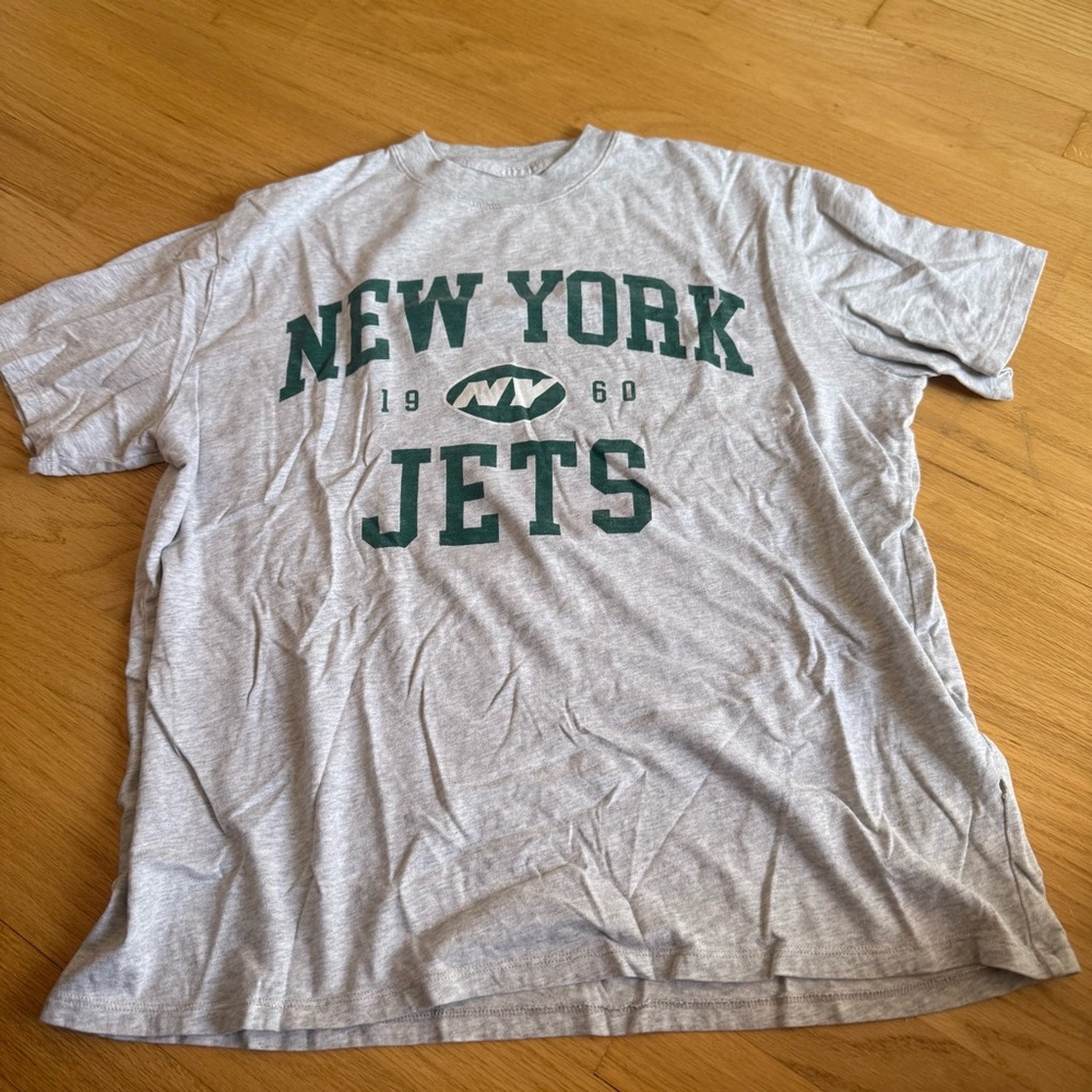 Abercrombie graphic tee